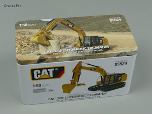 Caterpillar CAT 323F L Hydraulic Excavator 1/50 Scale By DieCast Masters #85924 