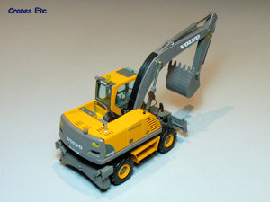 Motorart 13035 Volvo EW180B Cranes Etc Review